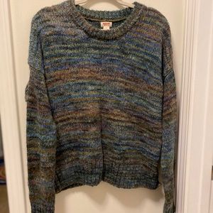 thick cool earth tone sweater🌿❄️